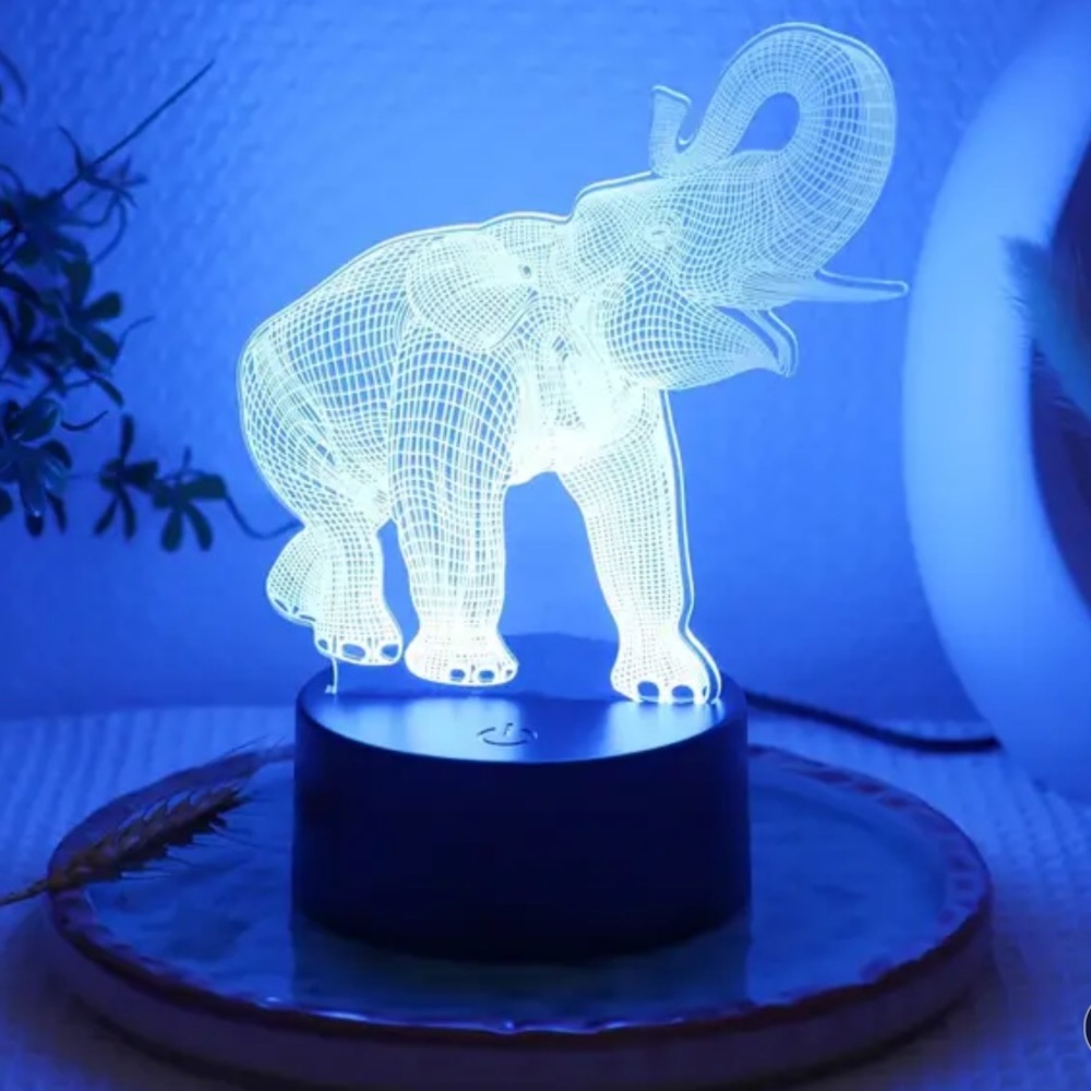 NEW IN BOX 🐘 USB POWERED 7-COLOR 3D ELEPHANT DESKTOP NIGHTSTAND NIGHTLIGHT LAMP - Picture 2 of 9